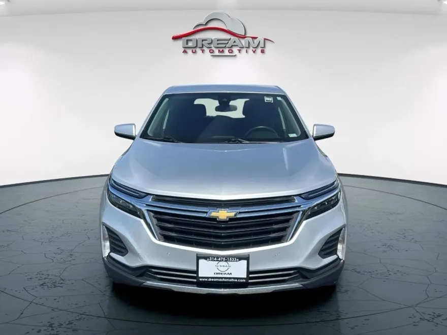2022 Chevrolet Equinox LT photo 1