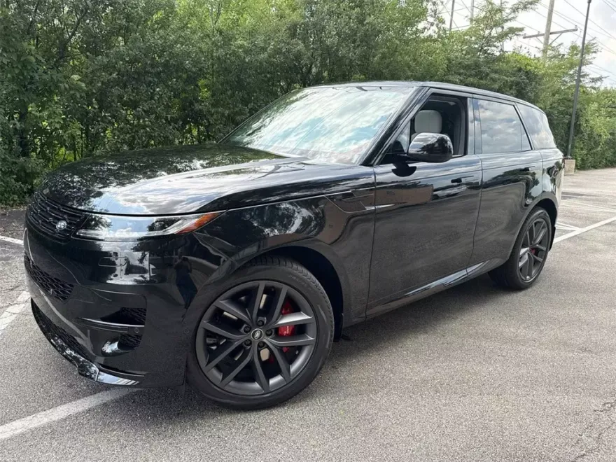 2025 Land Rover Range Rover Sport SE photo 1
