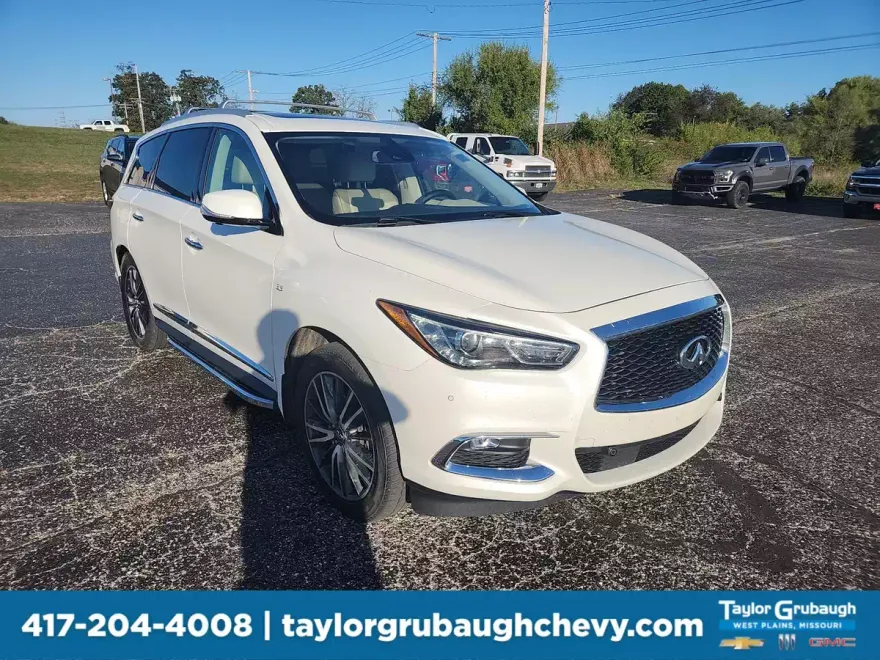 2017 Infiniti QX60 photo 1