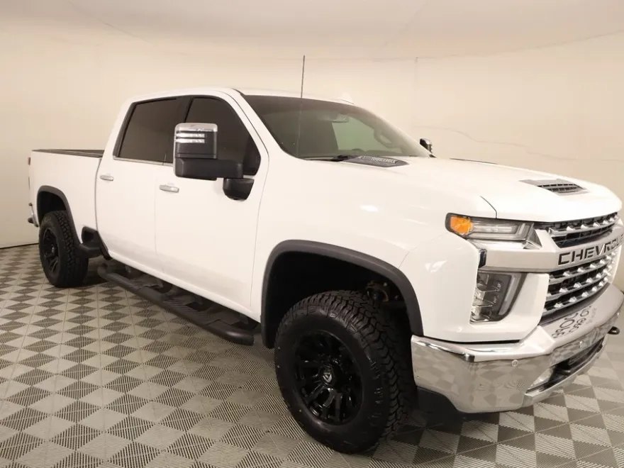 2020 Chevrolet Silverado 2500HD LTZ photo 1