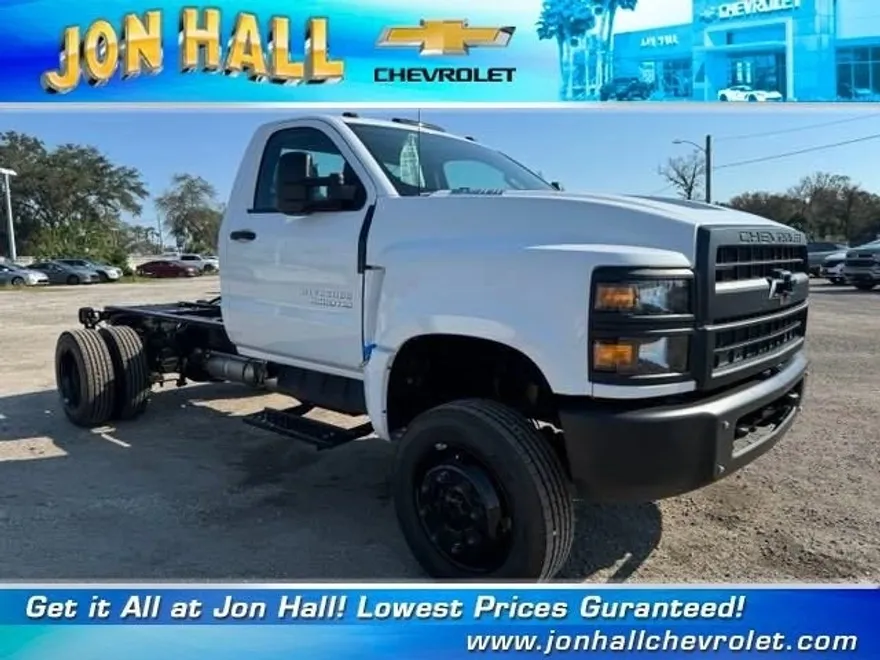 2024 Chevrolet Silverado 5500HD Work Truck photo 1