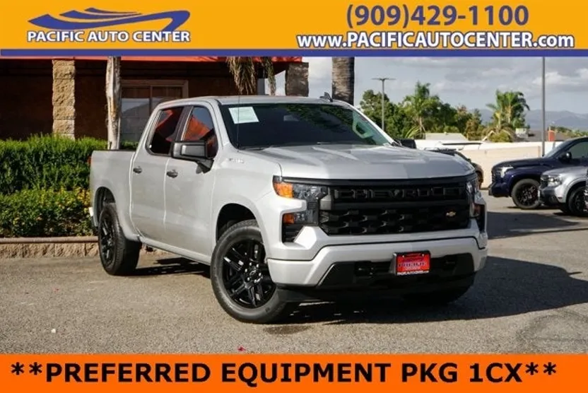 2022 Chevrolet Silverado 1500 Custom photo 1