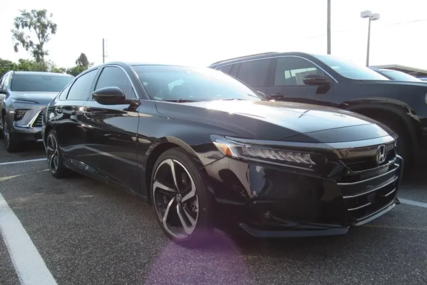 2022 Honda Accord Sport SE photo 1