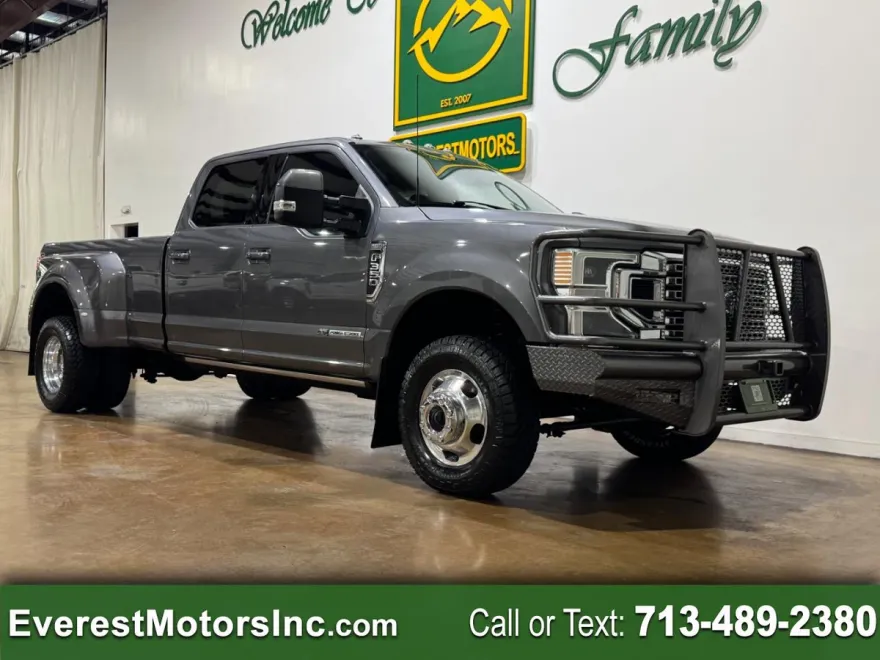 2021 Ford F-350 Lariat photo 1