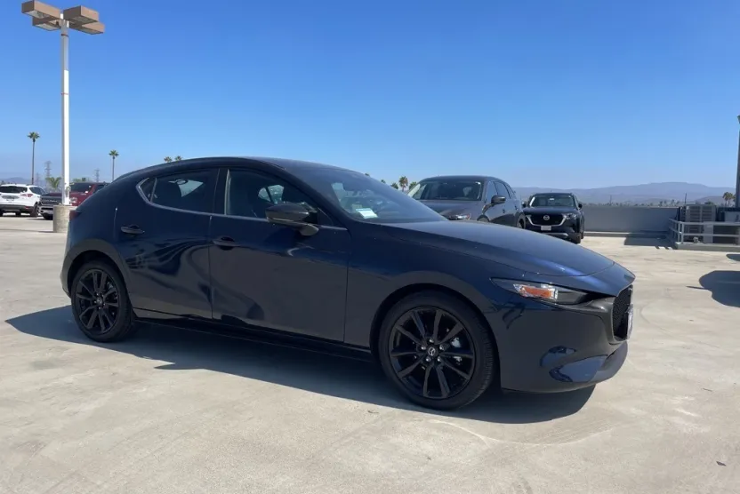 2025 Mazda Mazda3 Select Sport photo 1