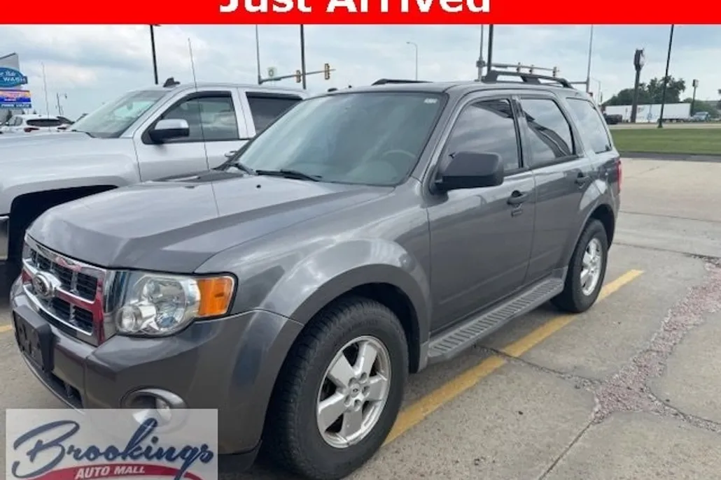 2011 Ford Escape XLT photo 1
