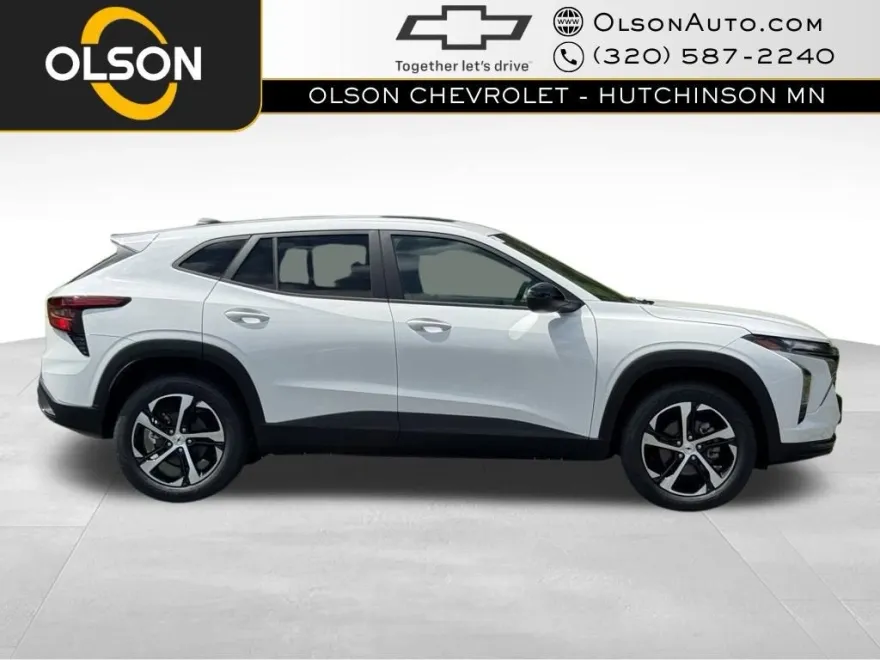 2025 Chevrolet Trax photo 1