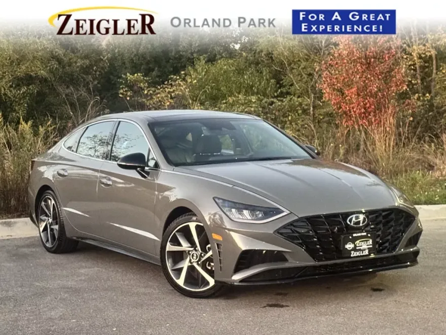 2022 Hyundai Sonata SEL Plus photo 1