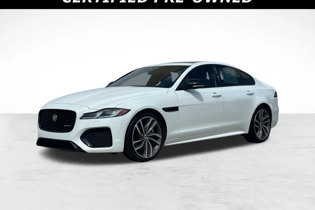 2024 Jaguar XF R-Dynamic SE photo 1