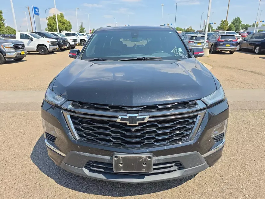 2023 Chevrolet Traverse Premier photo 1