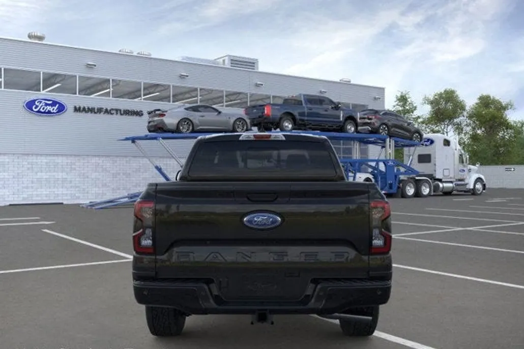 2025 Ford Ranger XLT photo 1