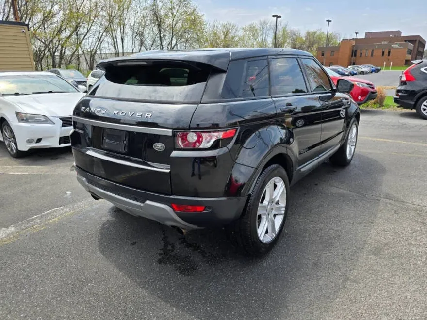 2014 Land Rover Range Rover Evoque Pure Premium photo 1