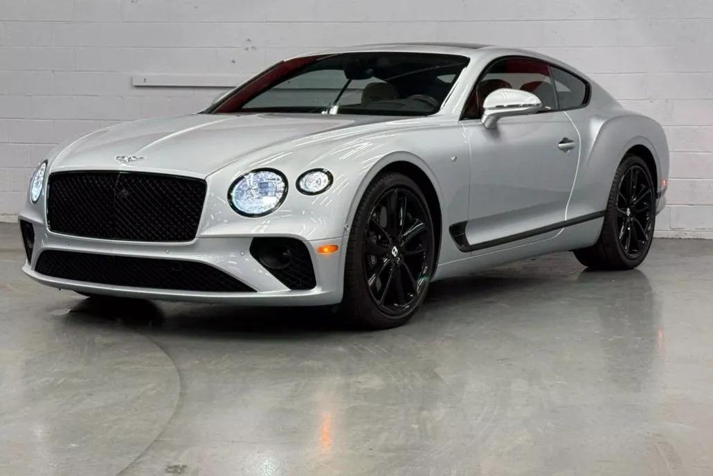 2022 Bentley Continental GT V8 photo 1