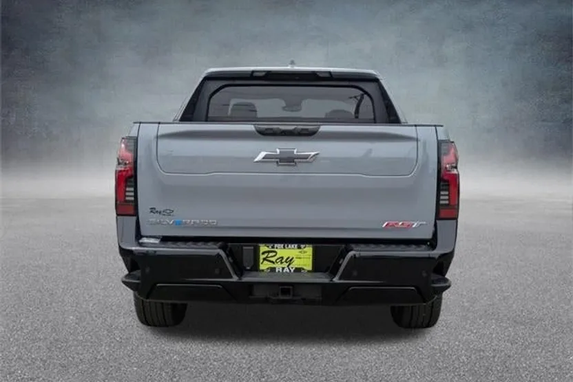 2025 Chevrolet Silverado EV RST photo 1