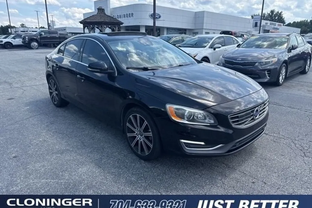 2016 Volvo S60 Inscription T5 photo 1