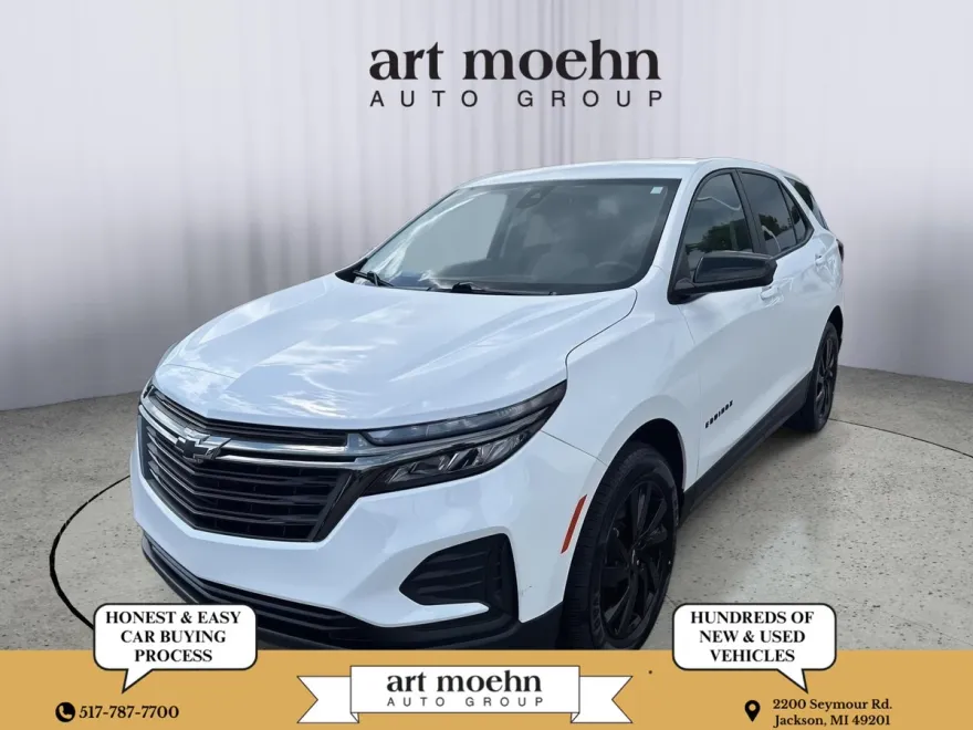 2023 Chevrolet Equinox LS photo 1