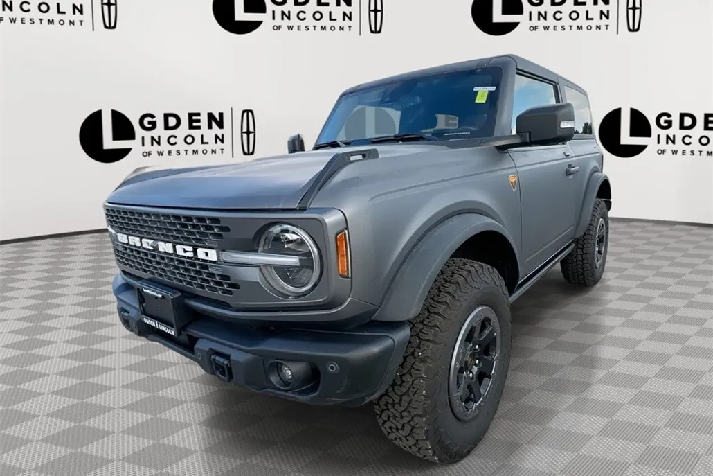 2023 Ford Bronco Badlands photo 1