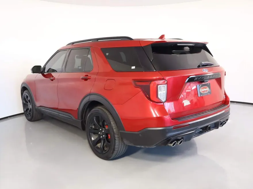 2020 Ford Explorer ST photo 1