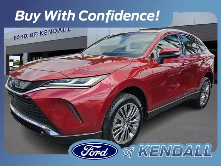 2022 Toyota Venza XLE photo 1