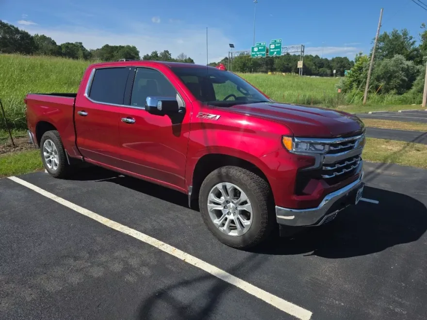 2024 Chevrolet Silverado 1500 LTZ photo 1