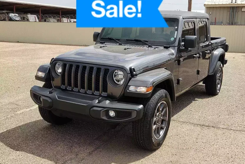 2021 Jeep Gladiator Sport photo 1