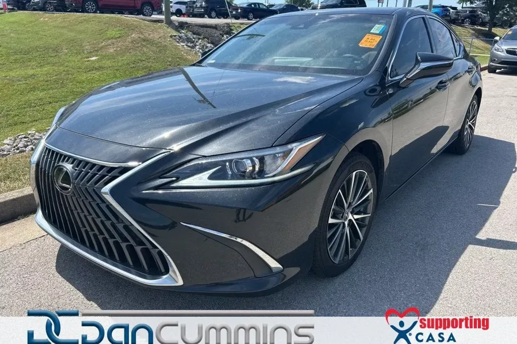 2023 Lexus ES 250 photo 1