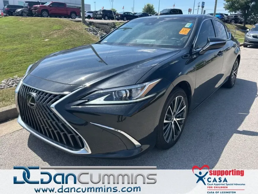 2023 Lexus ES 250 photo 1
