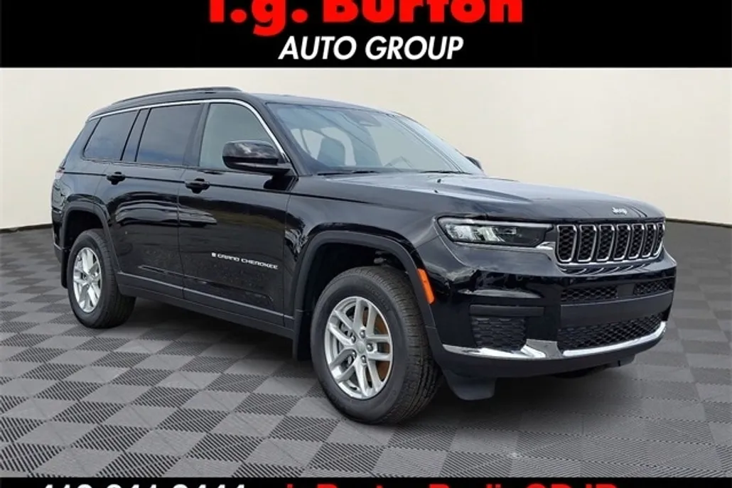 2025 Jeep Grand Cherokee Laredo photo 1