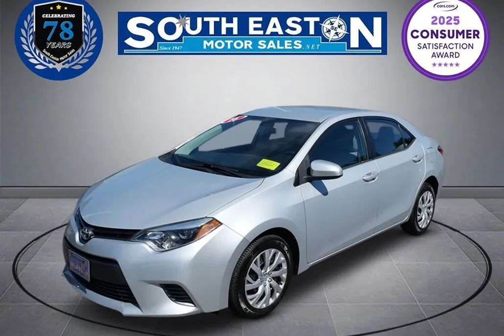 2016 Toyota Corolla LE Plus photo 1