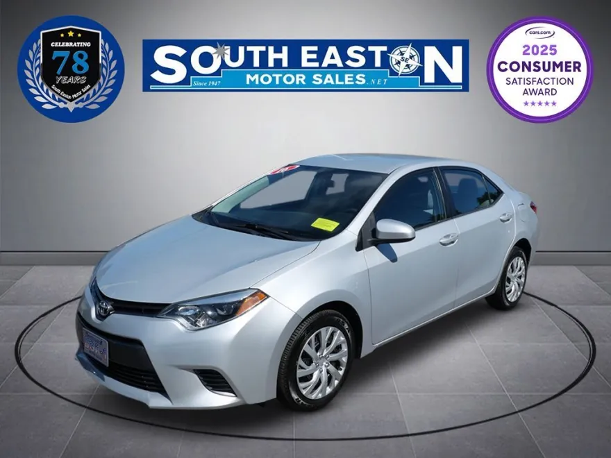 2016 Toyota Corolla LE Plus photo 1