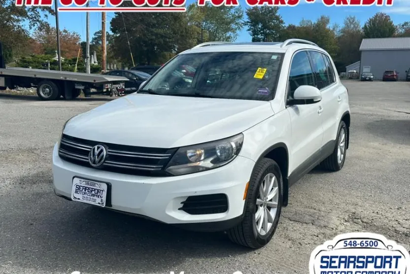 2017 Volkswagen Tiguan Wolfsburg Edition photo 1
