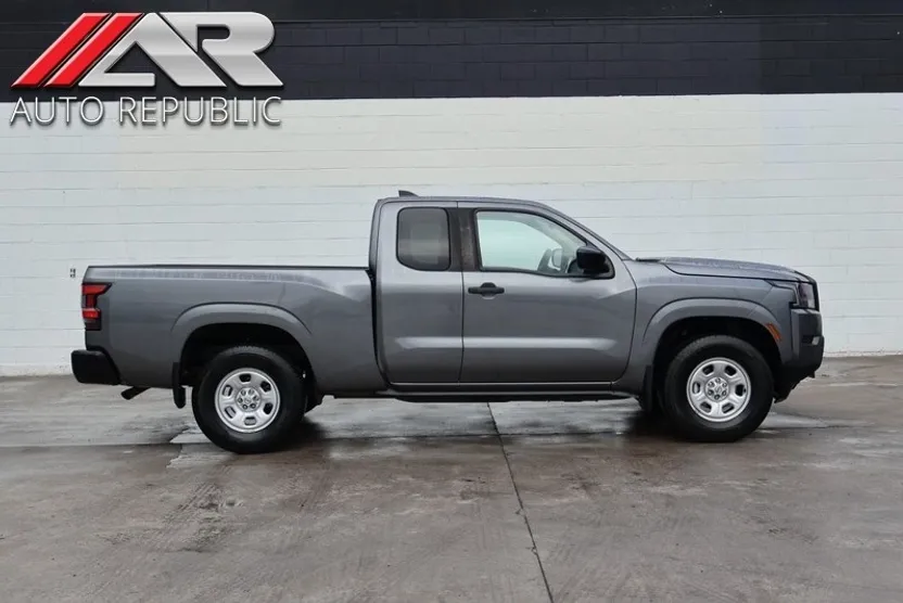 2022 Nissan Frontier S photo 1