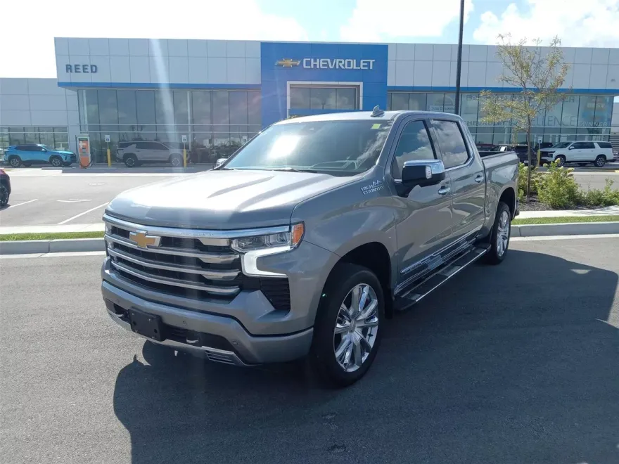 2026 Chevrolet Silverado 1500 High Country photo 1