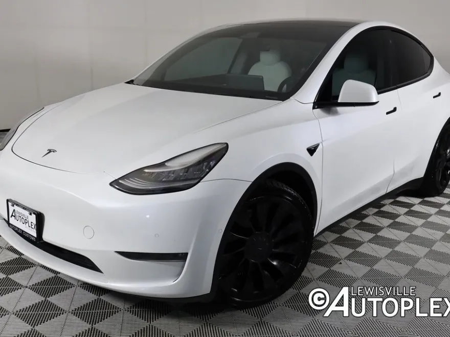 2020 Tesla Model Y Performance photo 1