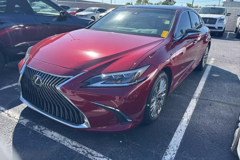 2019 Lexus ES 350 Ultra Luxury photo 1