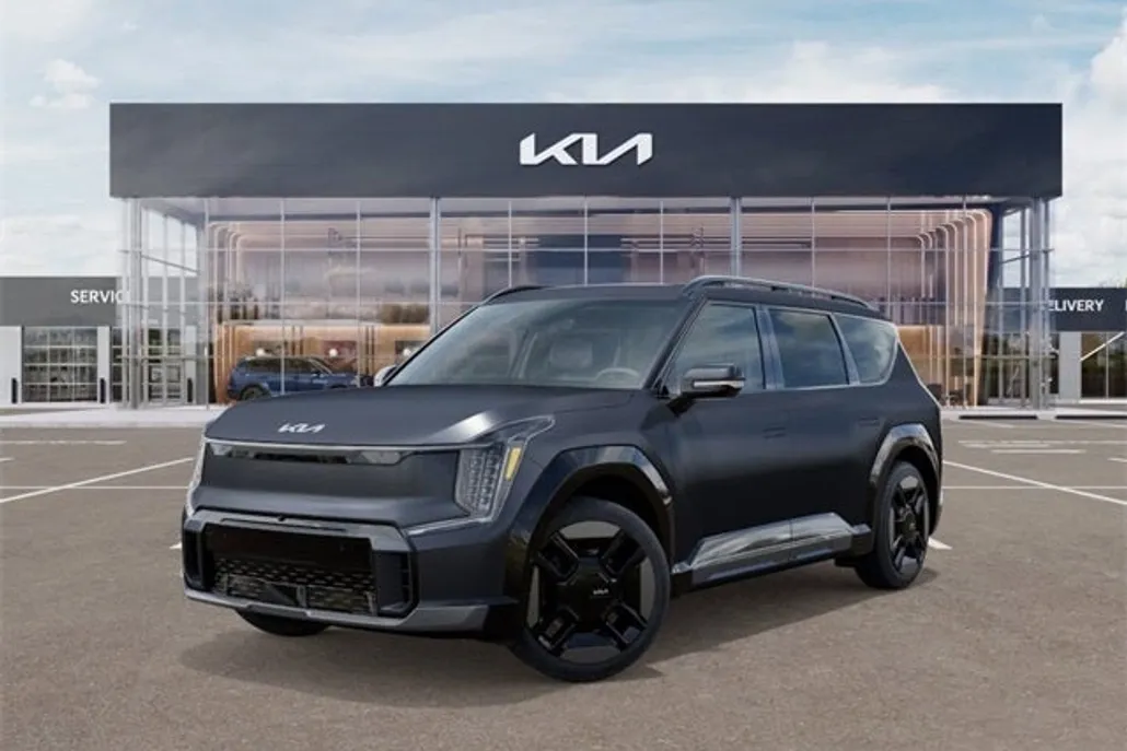 2026 Kia EV9 GT-Line photo 1
