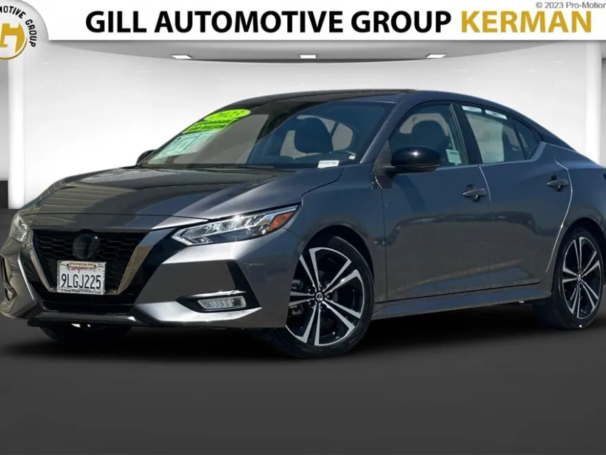 2023 Nissan Sentra SR photo 1