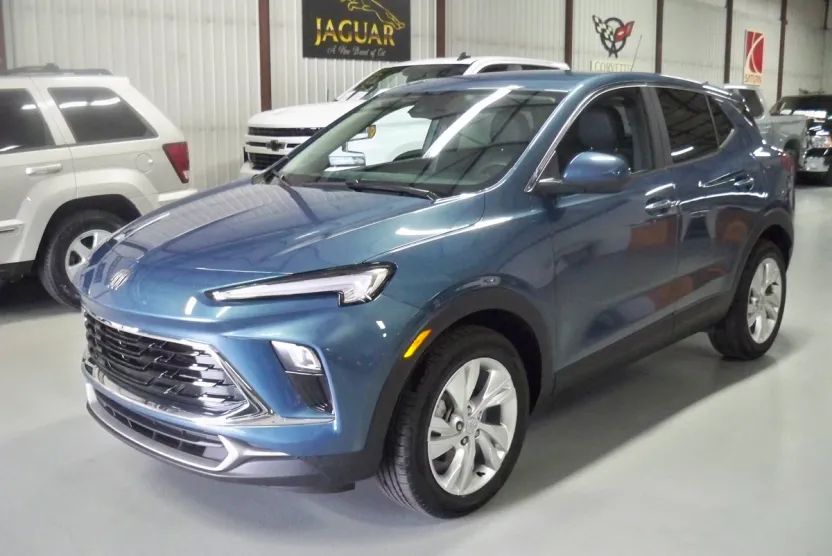 2025 Buick Encore GX Preferred photo 1