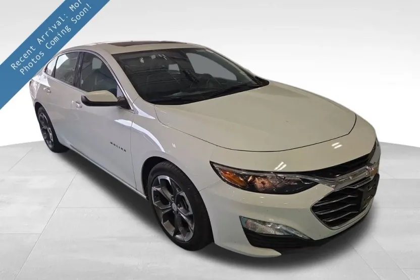 2024 Chevrolet Malibu 1LT photo 1