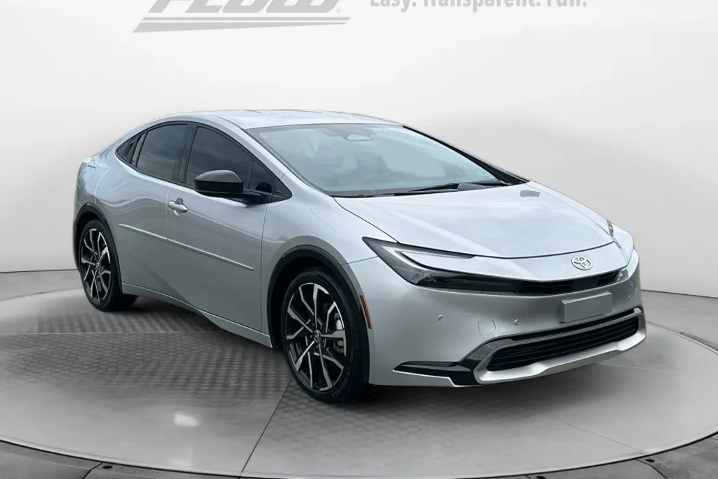 2024 Toyota Prius Prime XSE Premium photo 1