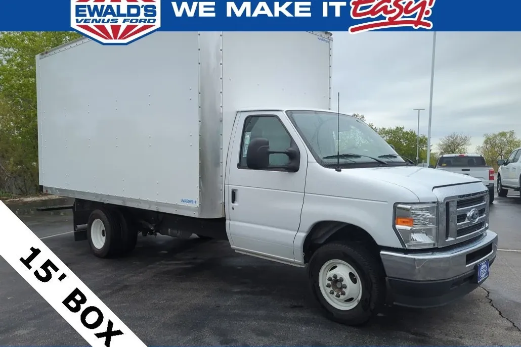 2024 Ford E-450 photo 1