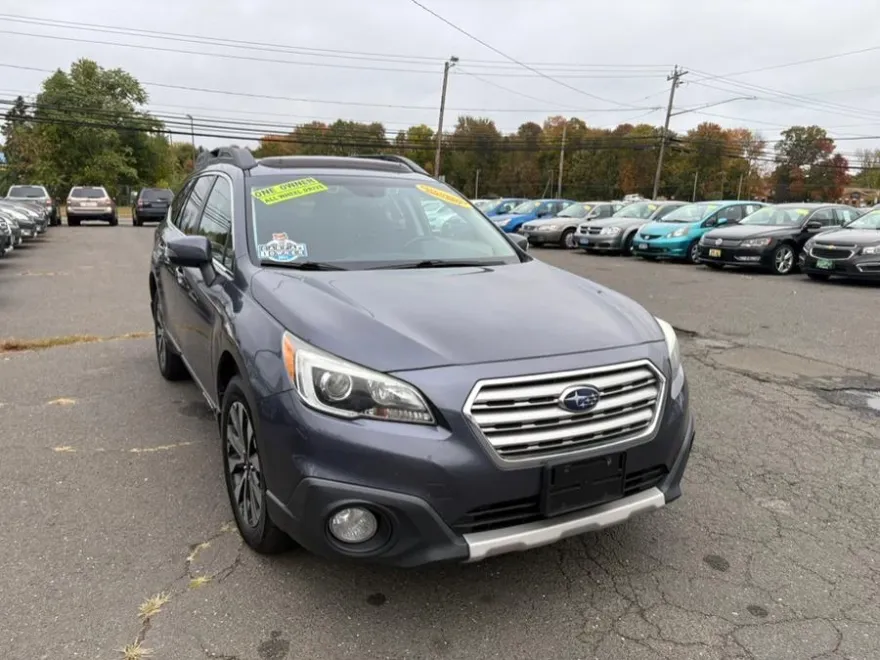 2016 Subaru Outback Limited photo 1