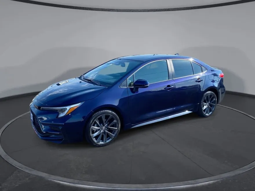 2024 Toyota Corolla SE photo 1