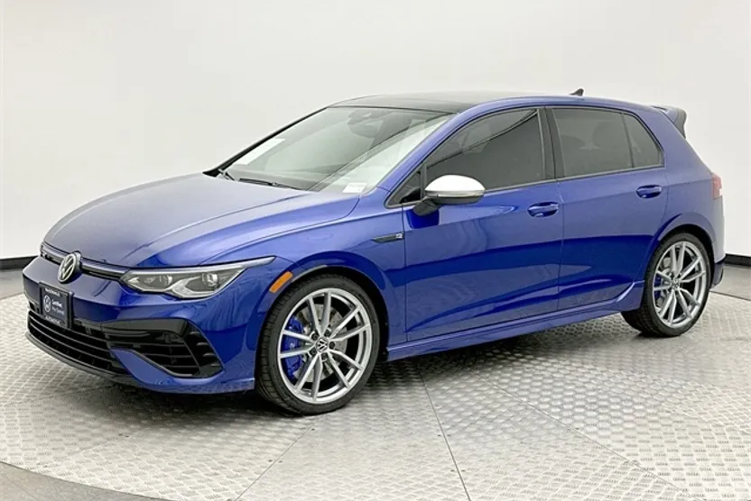 2024 Volkswagen Golf R TSI photo 1