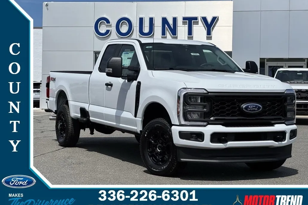 2025 Ford F-350 photo 1