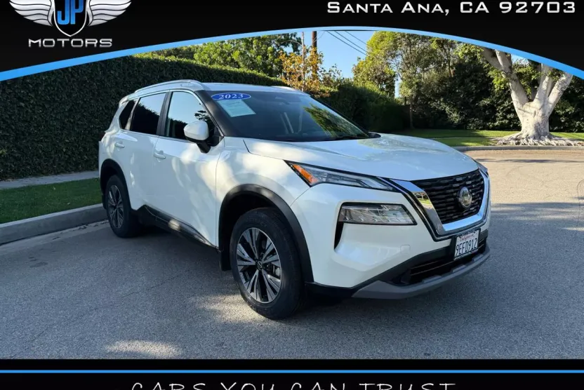 2023 Nissan Rogue SV photo 1