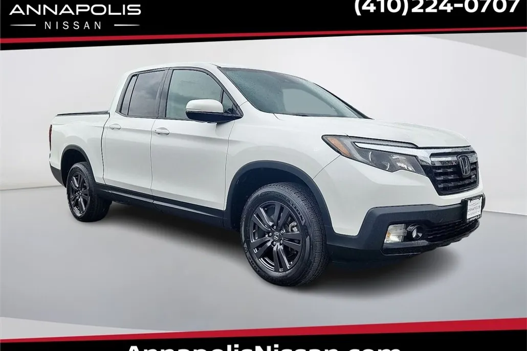 2020 Honda Ridgeline Sport photo 1
