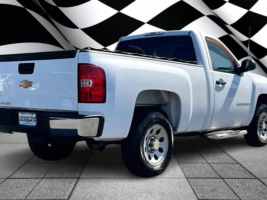 2008 Chevrolet Silverado 1500 Work Truck photo 1