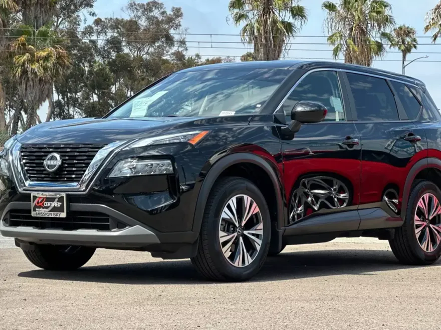 2023 Nissan Rogue SV photo 1