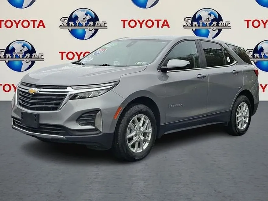 2024 Chevrolet Equinox LT photo 1